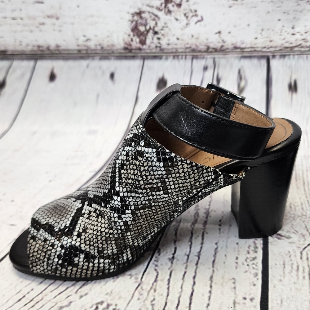 Vionic Monochrome Snake Pattern Heels - image 4